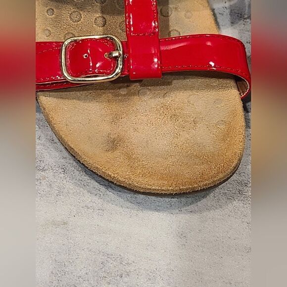 Vionic Misa Adjustable Strap Slide Red Patent Leather Sandals | 8 - Picture 9 of 11